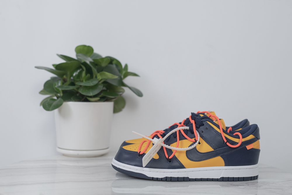 Offwhite x Dunk Low 'University Gold'