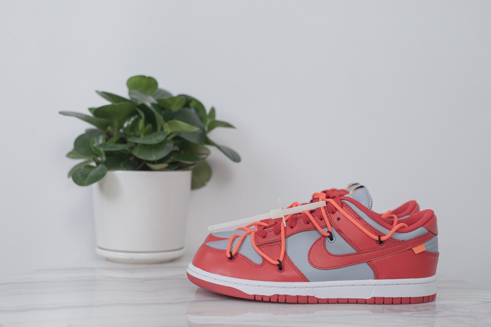 Offwhite x Dunk Low 'University Red'
